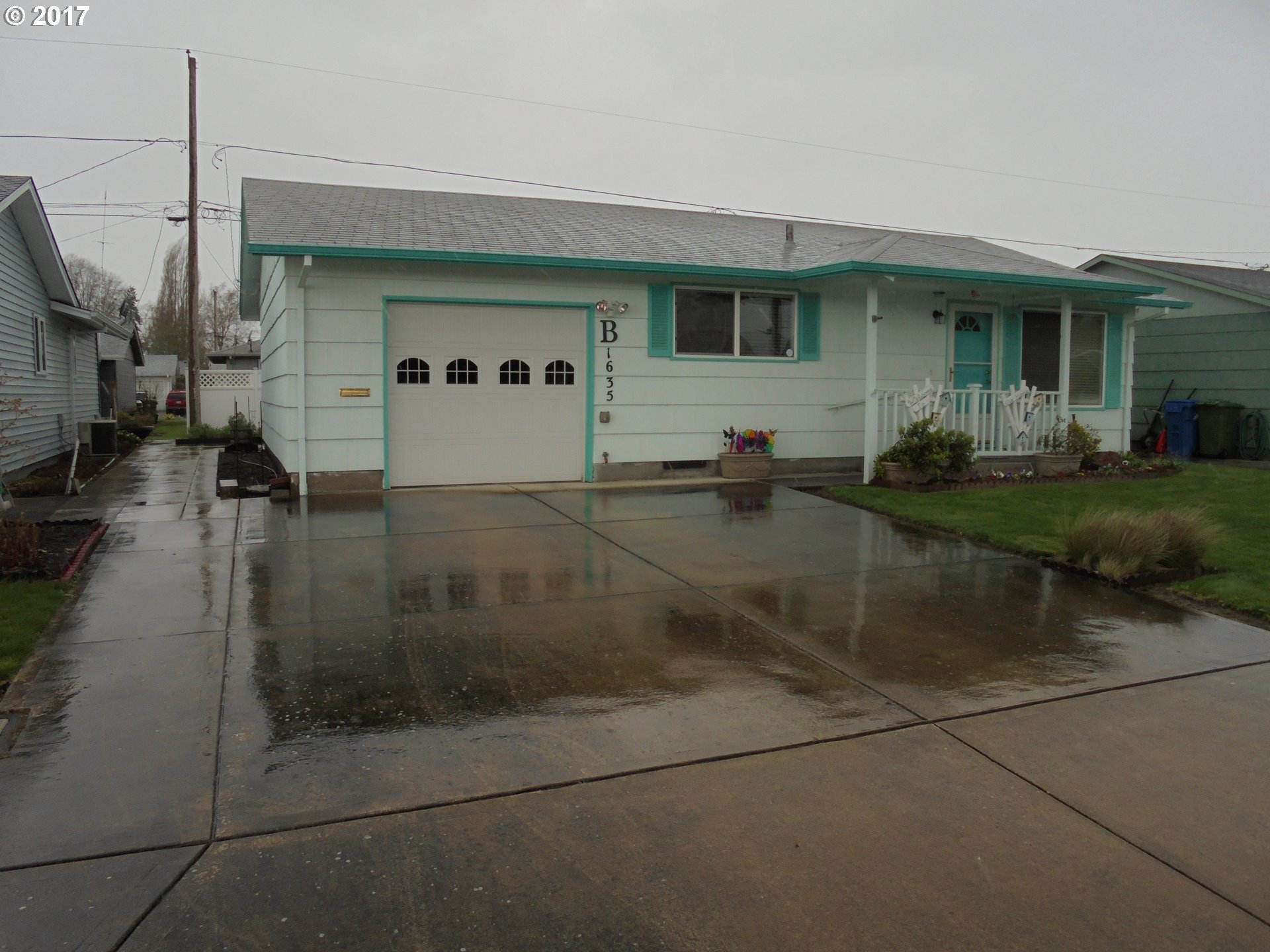 1635 Sallal Road Woodburn, OR 97071 - Photo 1 of 8 Gallery Image 1