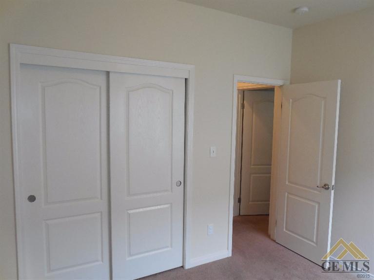 2220 Sosa Drive Bakersfield, CA 93313 - Photo 22 of 25