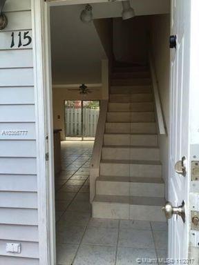 115 Southwest 3rd Street, Unit 115 Pompano Beach, FL 33060 - Photo 3 of 17