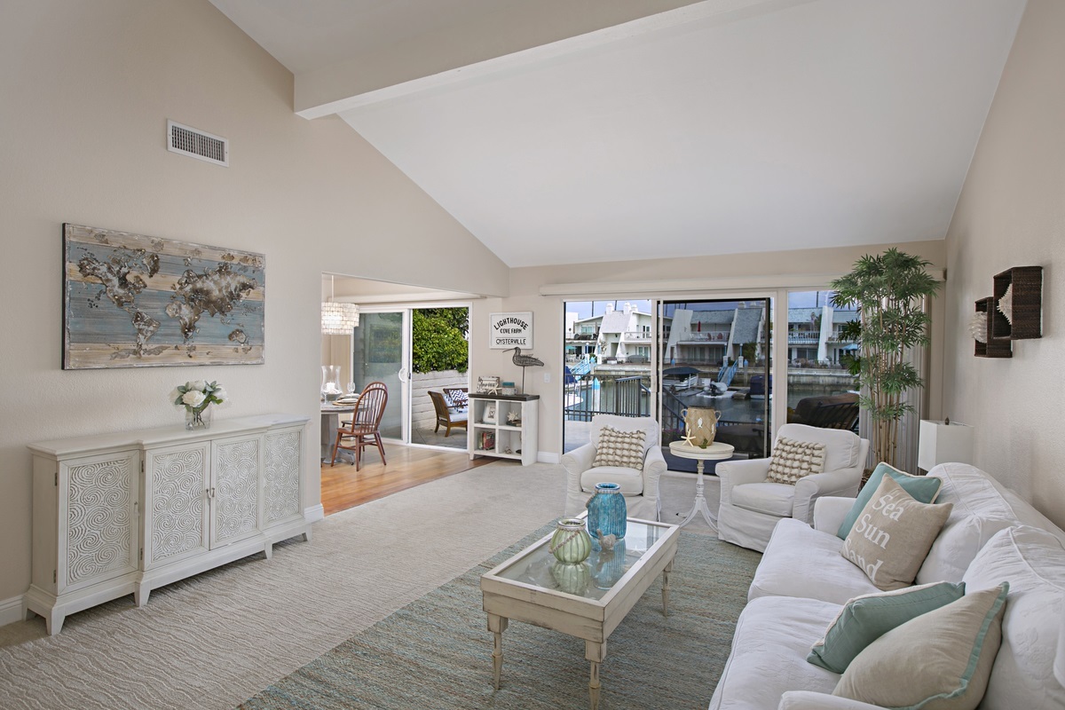 27 Catspaw Coronado Ca Coronado, CA 92118 - Photo 2 of 25