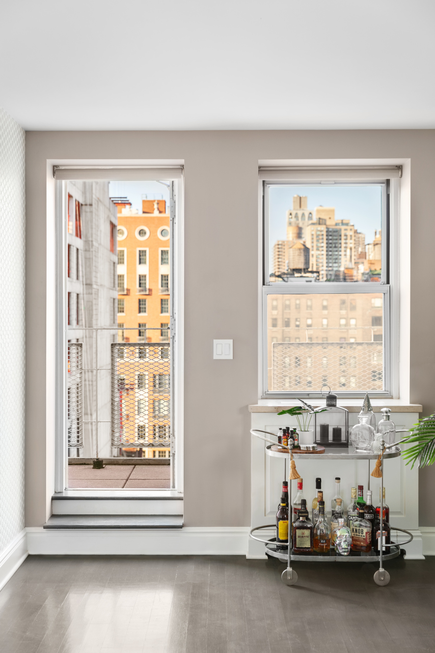 150 East 77th Street, Unit PHCD Manhattan, NY 10075 - Photo 3 of 17