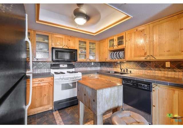 200 East Racquet Club Road, Unit 42 Palm Springs, CA 92262 - Photo 8 of 22