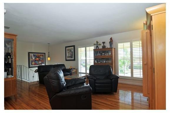 2010 Northeast 121st Road North Miami, FL 33181 - Photo 2 of 10 Gallery Image 2