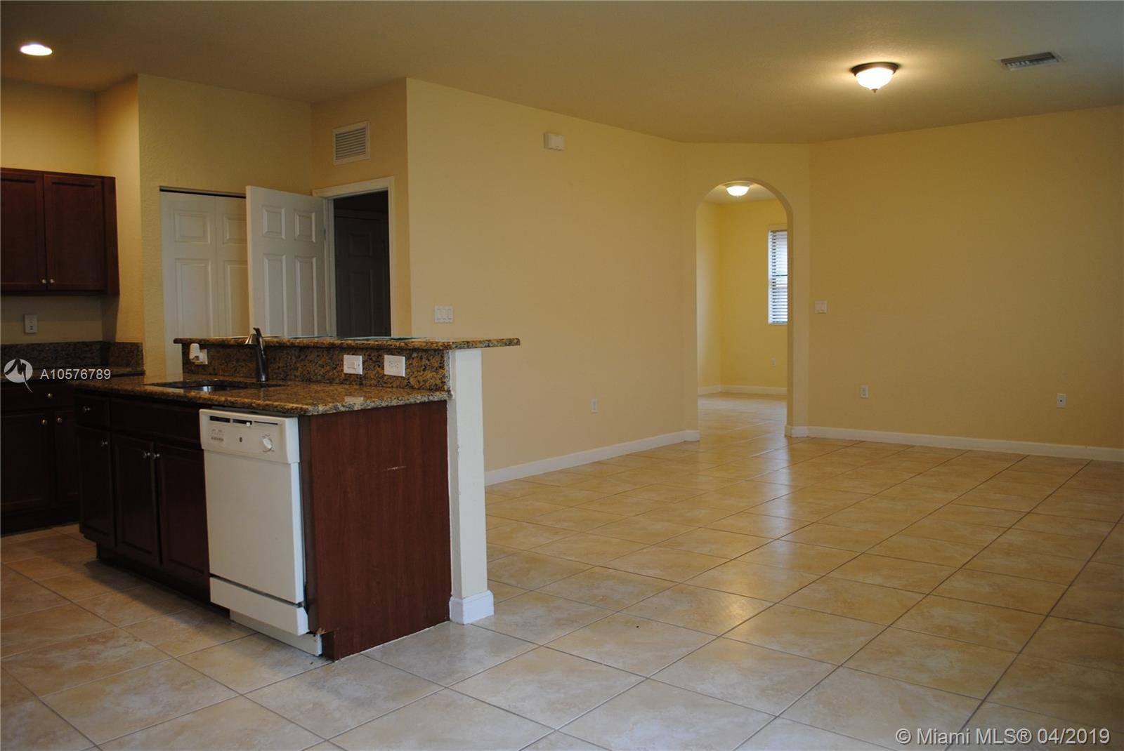 16625 Southwest 44th Street Miami, FL 33185 - Photo 14 of 29