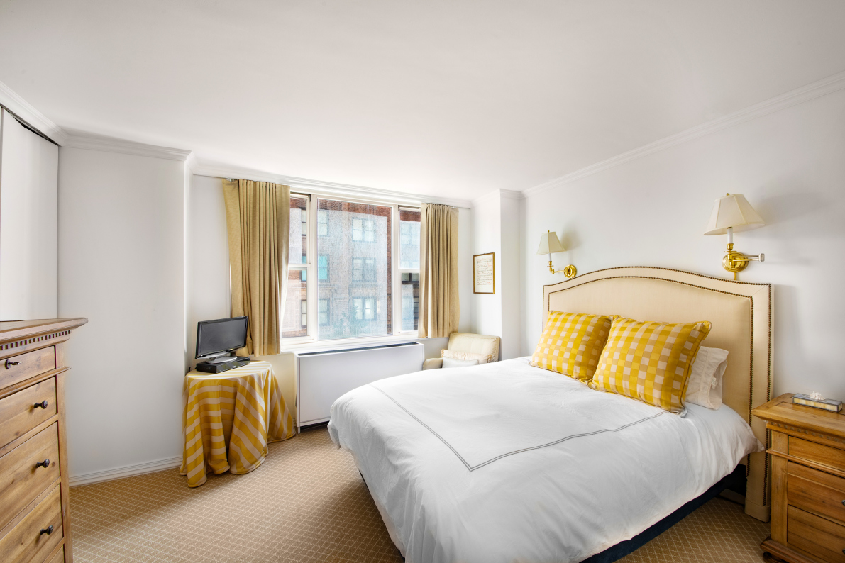 137 East 36th Street, Unit 4G Manhattan, NY 10016 - Photo 4 of 13