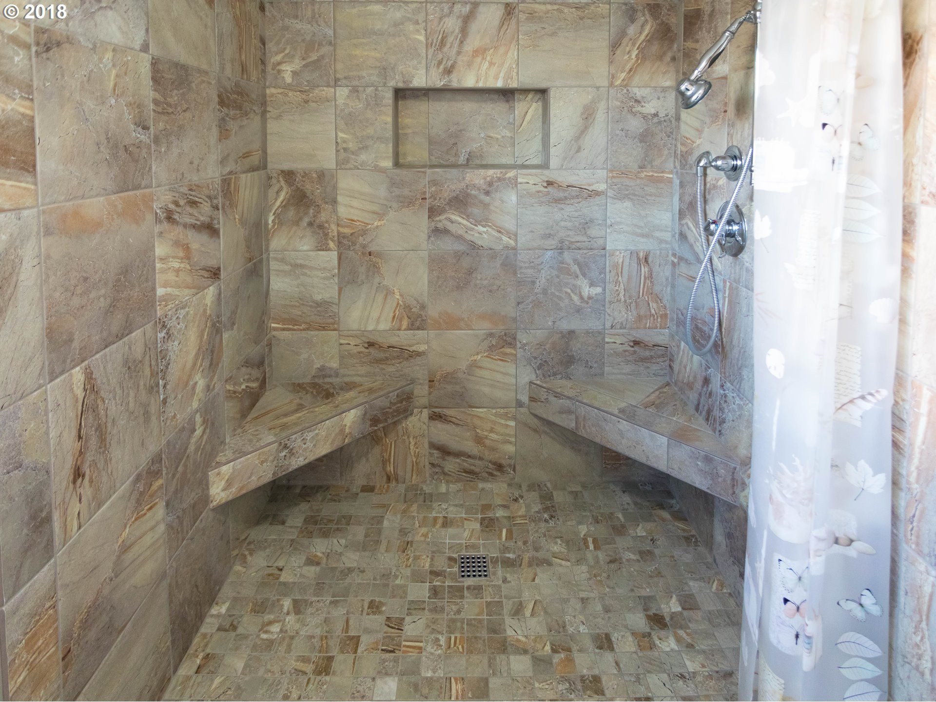 19262 Pine Street Sandy, OR 97055 - Photo 2 of 28 Gallery Image 2