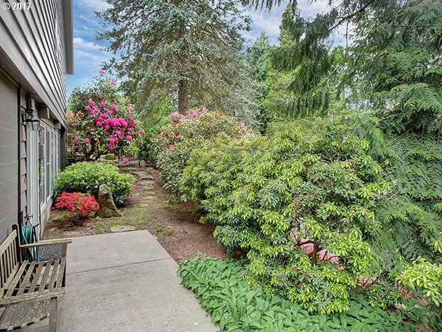 2297 Southwest Humphrey Park Road Portland, OR 97221 - Photo 27 of 30 Gallery Image 27