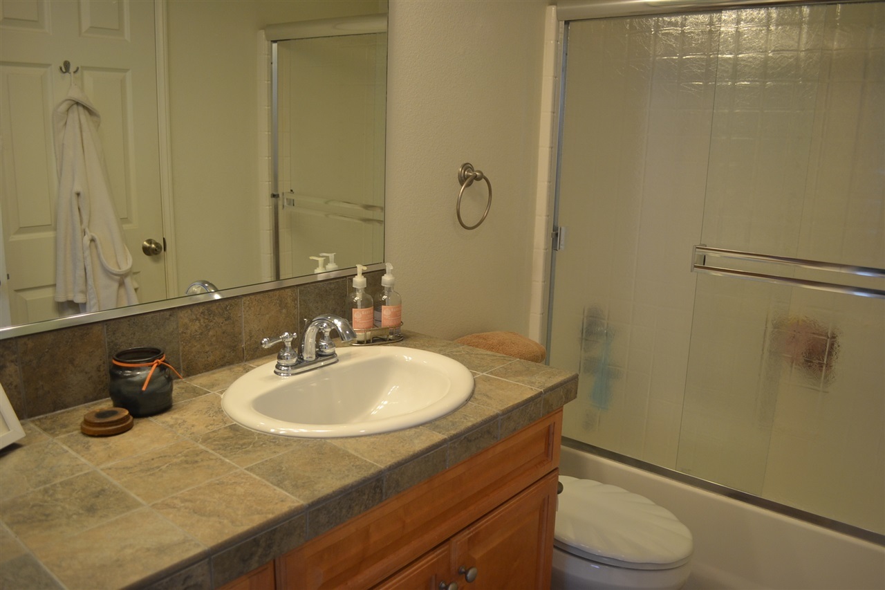 3658 Jetty Point Carlsbad, CA 92010 - Photo 16 of 25 Gallery Image 16