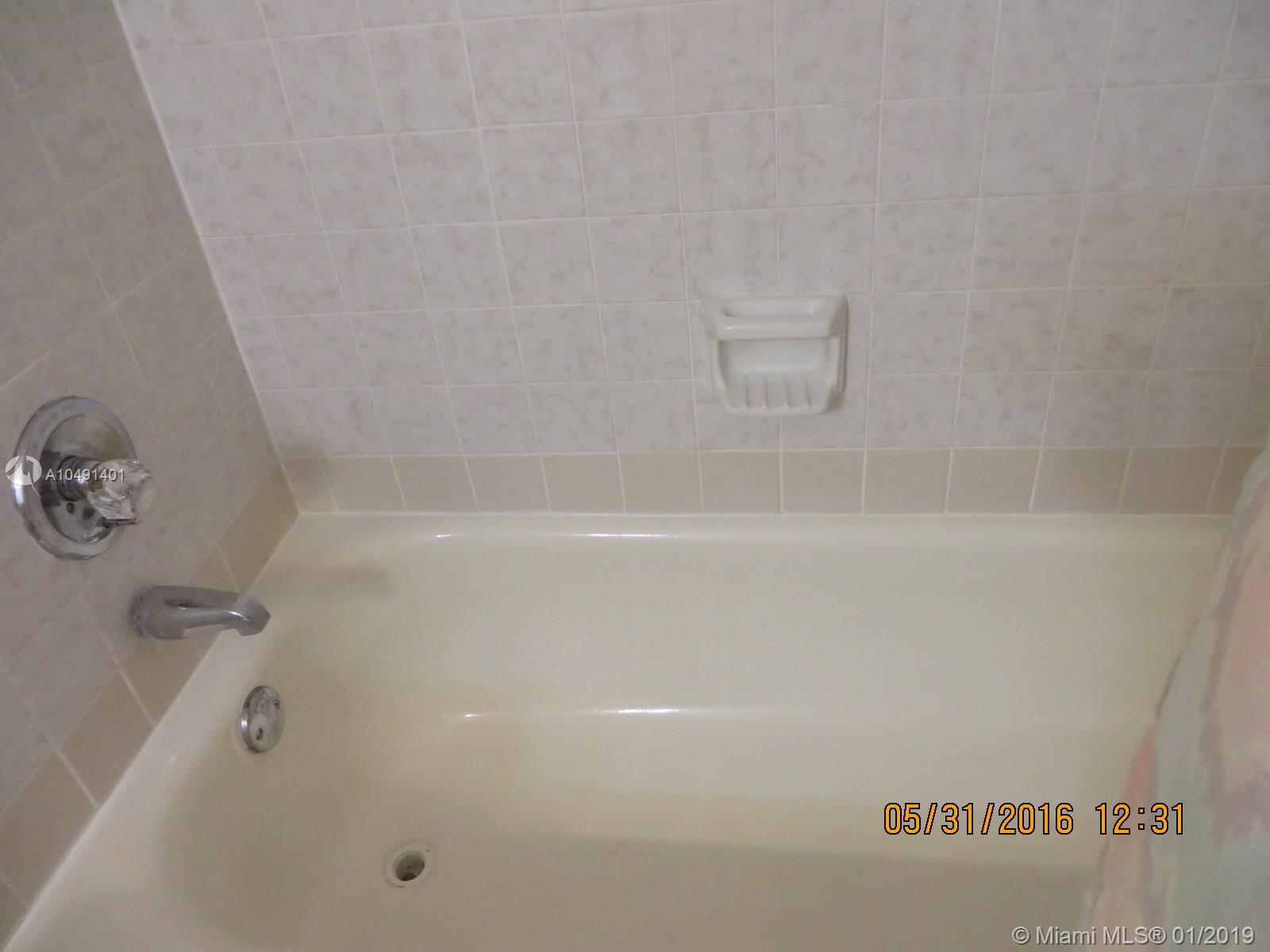 6775 Northwest 169th Street, Unit 30F Hialeah, FL 33015 - Photo 16 of 25