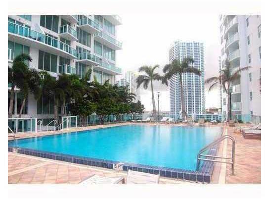 41 Southeast 5th Street, Unit 706 Miami, FL 33131 - Photo 10 of 15