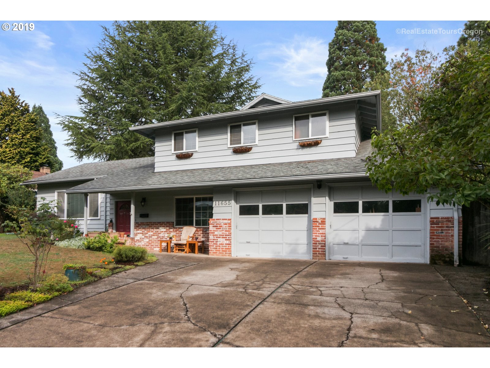 11655 Southwest Timberline Drive Beaverton, OR 97008 - Photo 2 of 32 Gallery Image 2