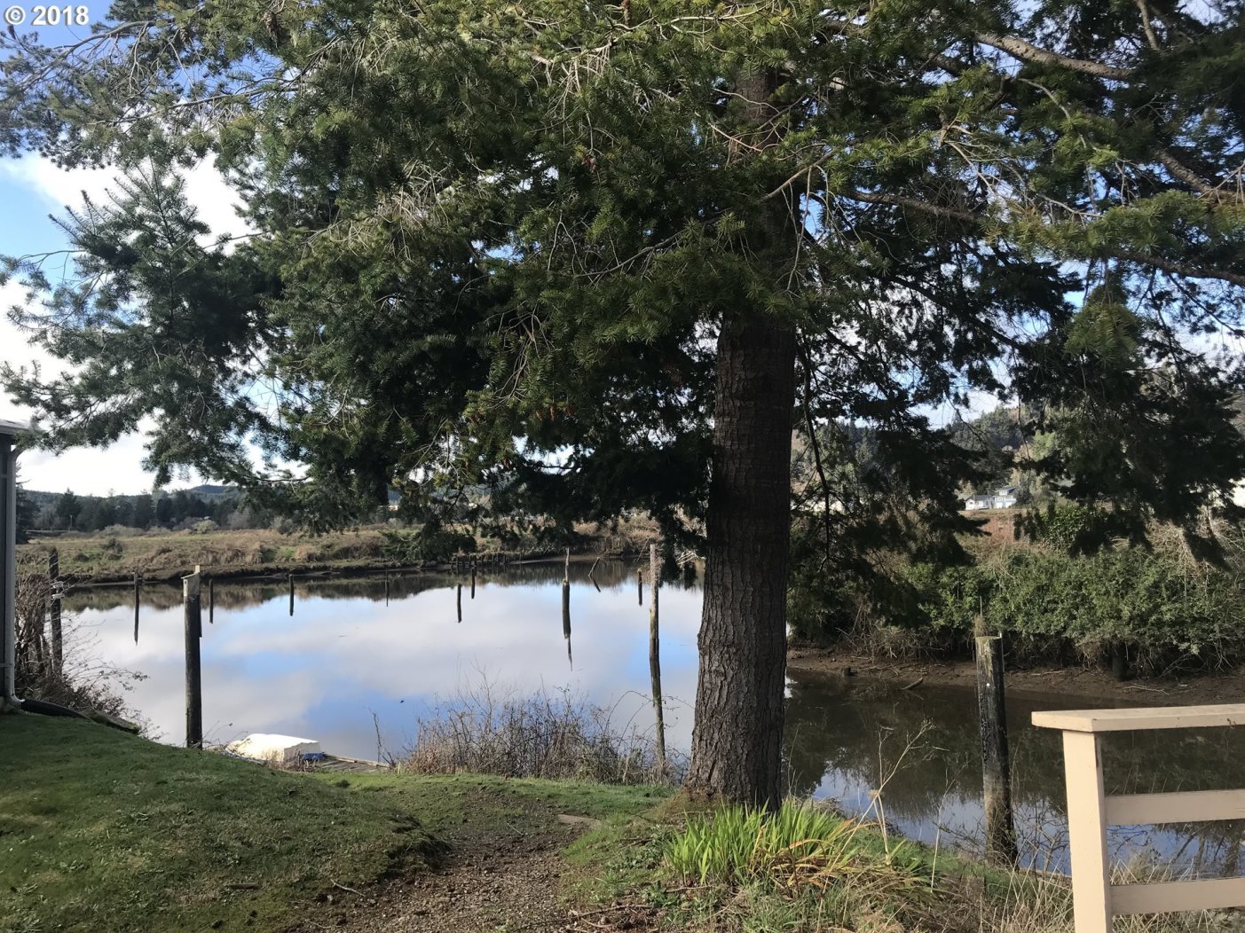 100 River Bend Road, Unit 20 Reedsport, OR 97467 - Photo 6 of 18