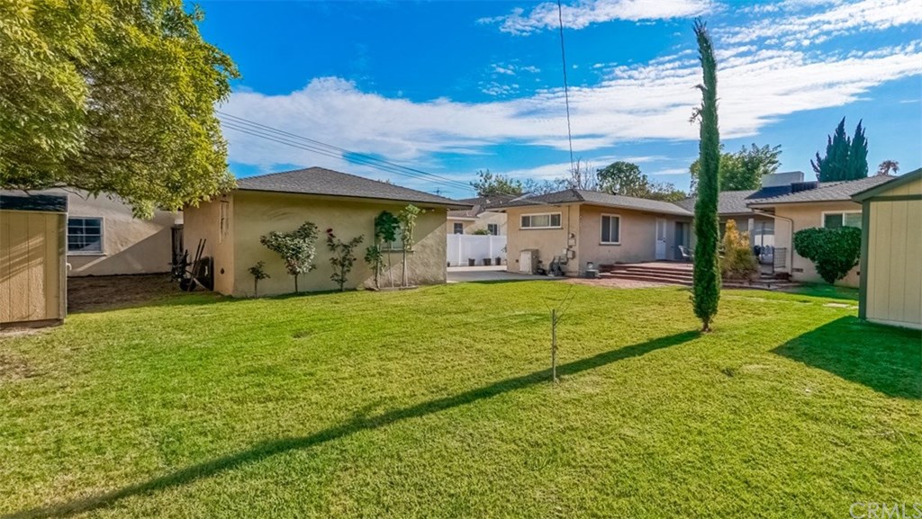 4370 Cerritos Avenue Long Beach, CA 90807 - Photo 10 of 43