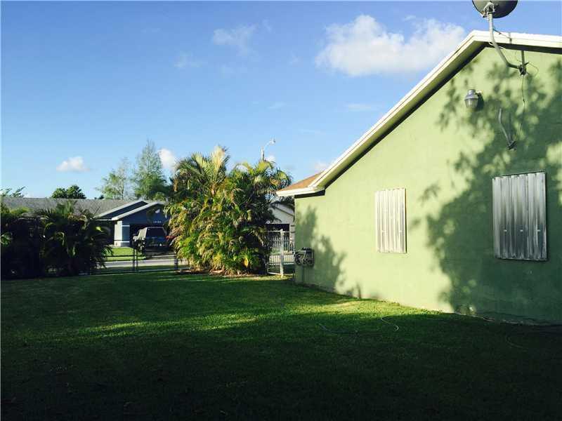 13721 Southwest 280th Terrace Homestead, FL 33033 - Photo 19 of 20