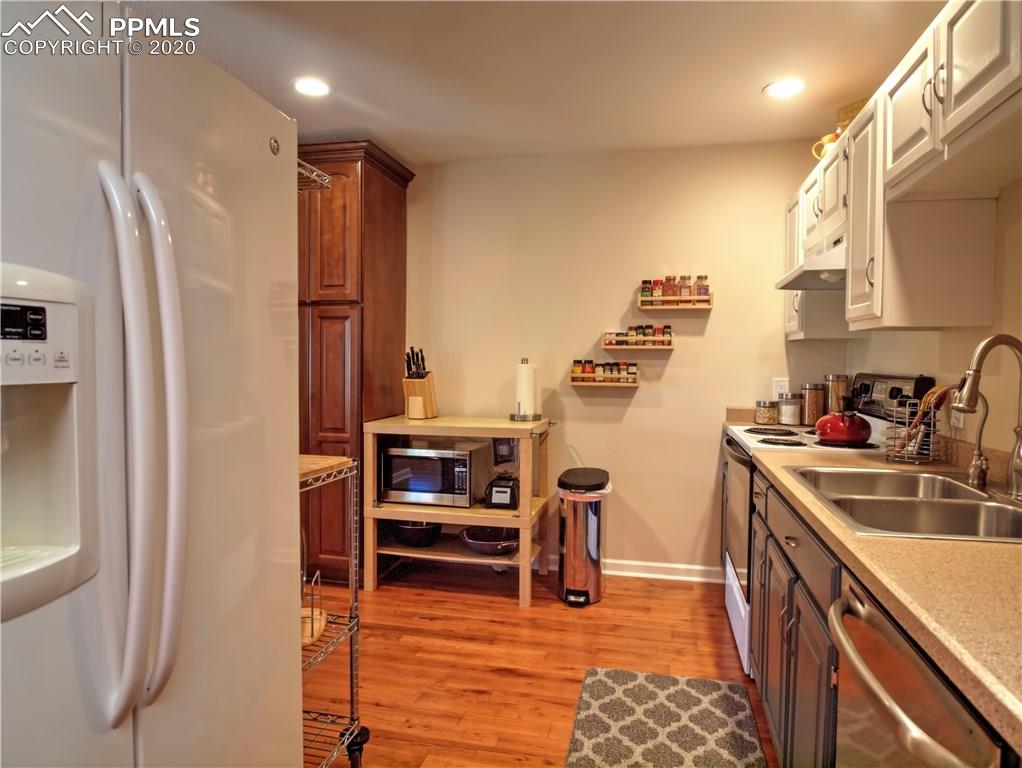 1140 Magic Lamp Way, Unit 2 Monument, CO 80132 - Photo 13 of 24