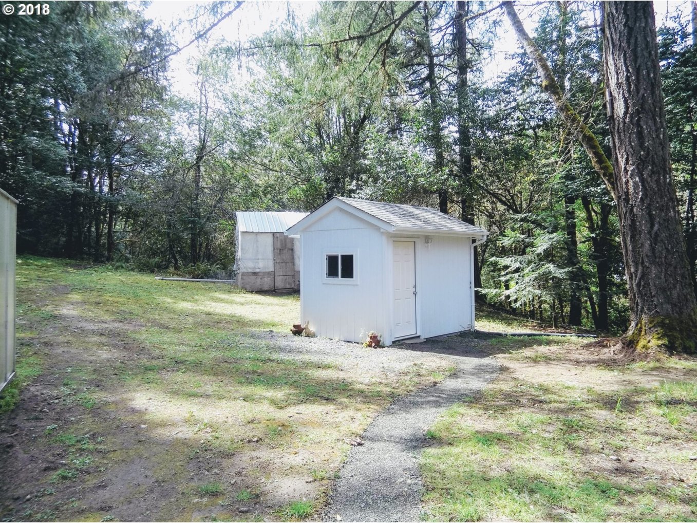 1302 Kent Creek Road Winston, OR 97496 - Photo 12 of 32 Gallery Image 12