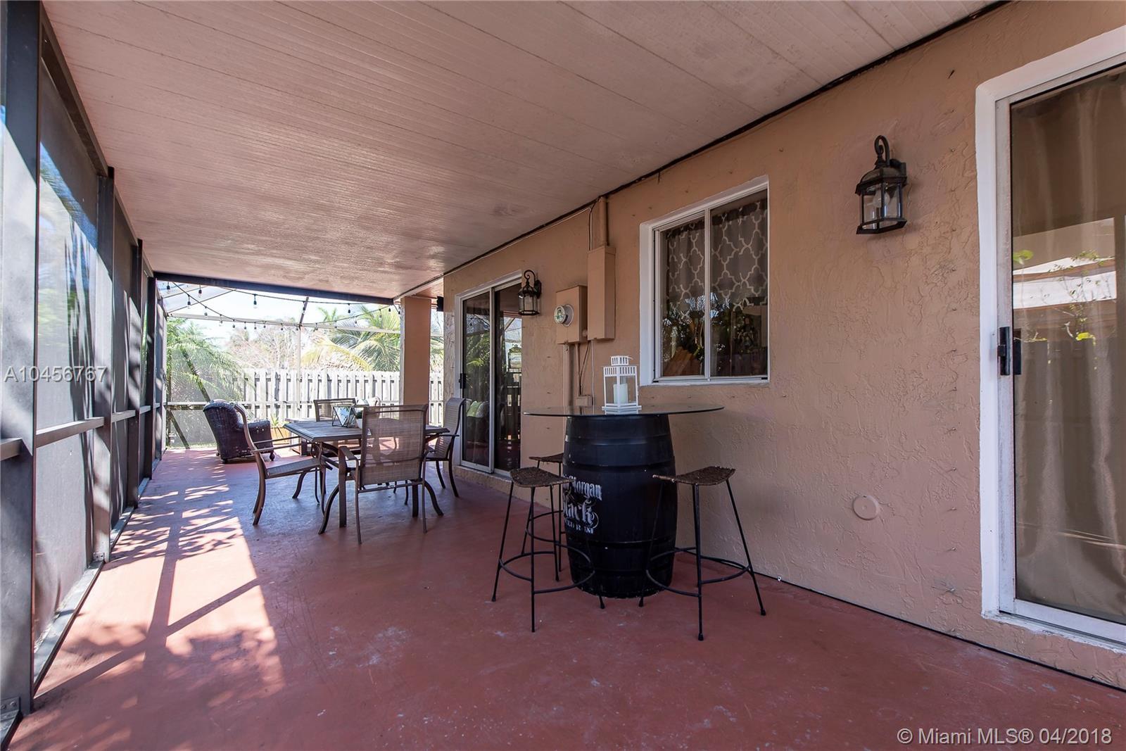 1477 Garden Road Weston, FL 33326 - Photo 22 of 31 Gallery Image 22