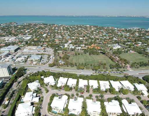 359 Woodcrest Road Key Biscayne, FL 33149 - Photo 8 of 8