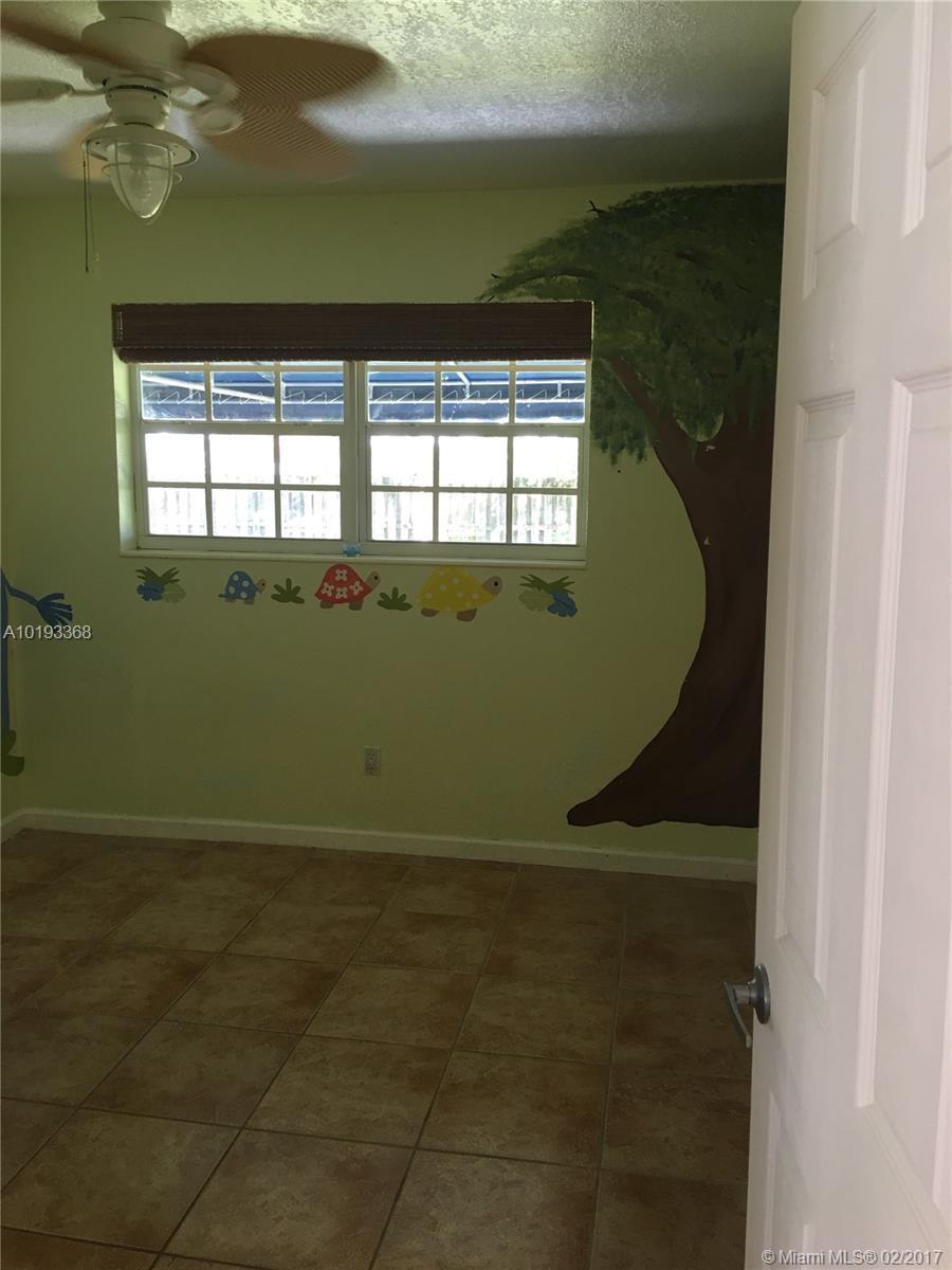 9521 Lisa Road Cutler Bay, FL 33157 - Photo 7 of 21