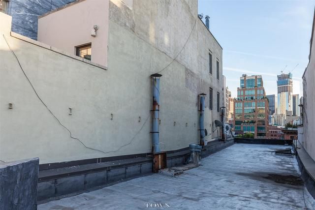 $2,100,000 | 37 Vestry Street, Unit 1 | TriBeCa