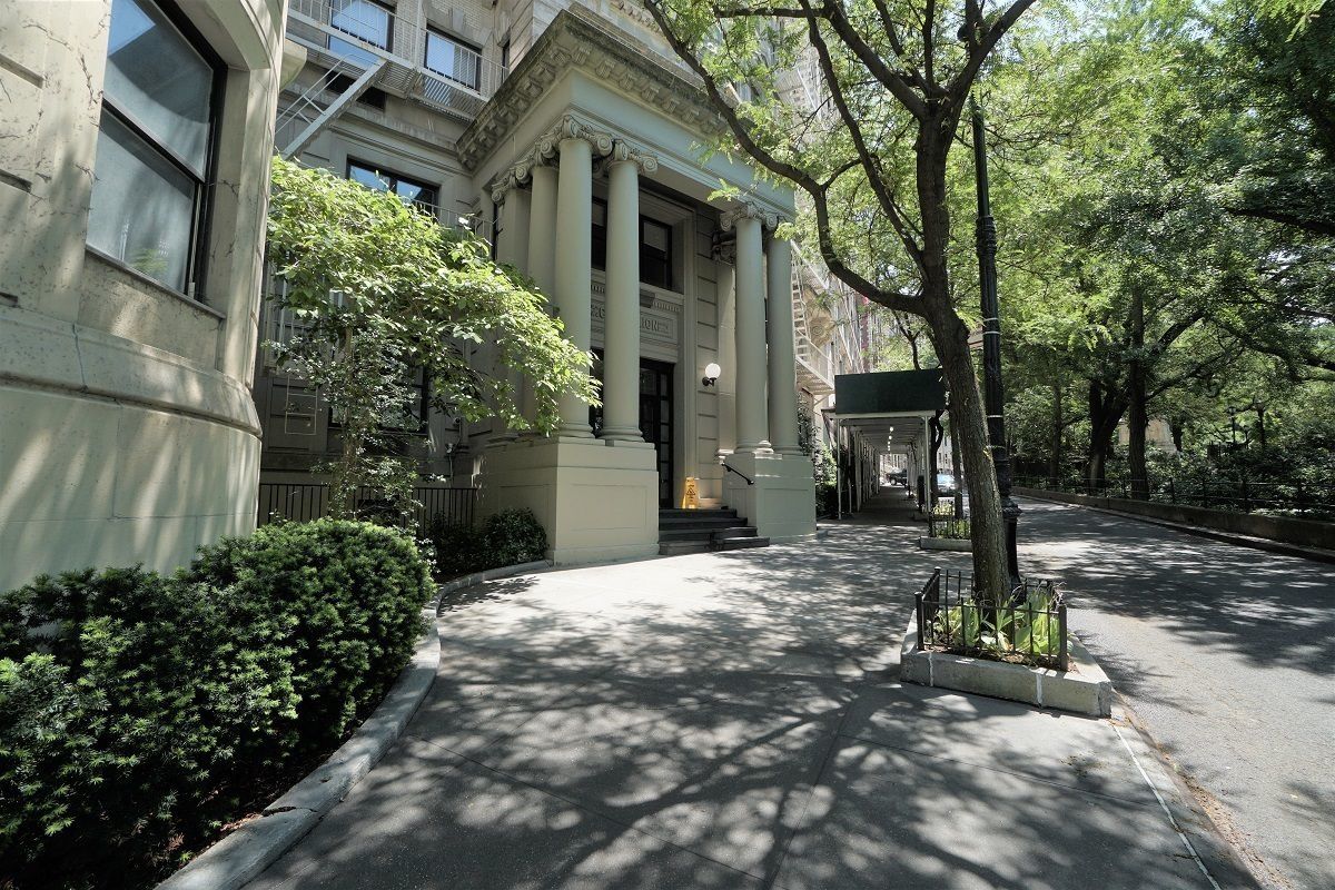214 Riverside Drive, Unit 703 Manhattan, NY 10025 - Photo 7 of 8 Gallery Image 7