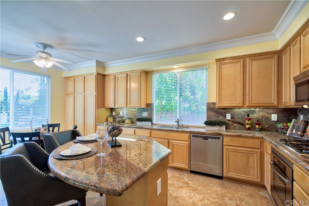 56 Mt Vernon Irvine, CA 92620 - Photo 14 of 44