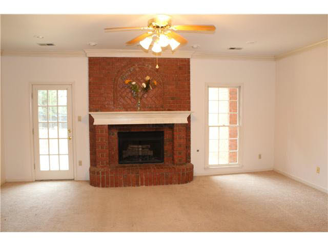 896 Crosswinds Way Collierville, TN 38017 - Photo 7 of 25 Gallery Image 7