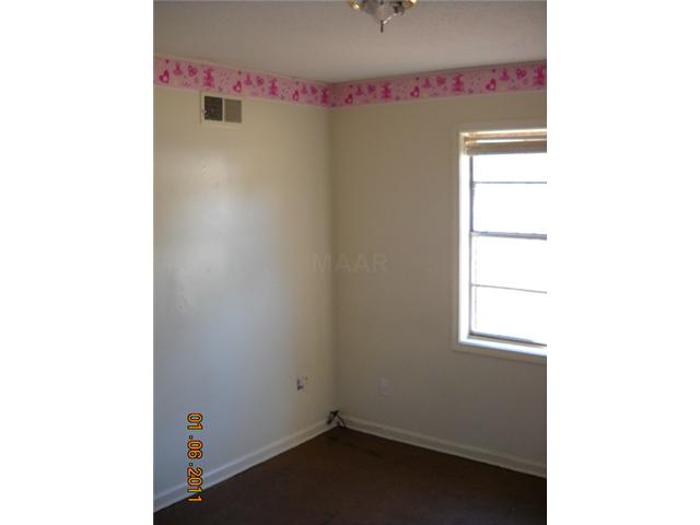 5282 Leonard Road Memphis, TN 38109 - Photo 8 of 12 Gallery Image 8