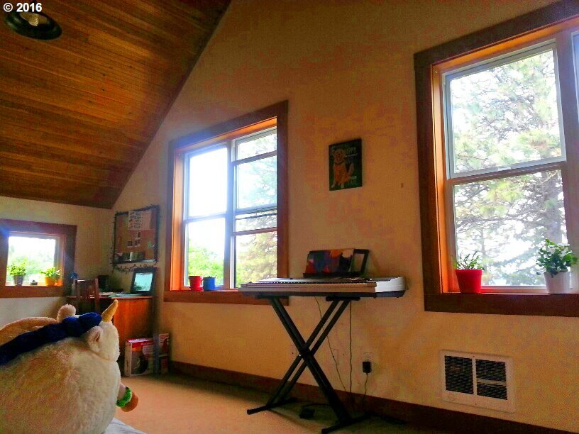 2020 State Road Mosier, OR 97040 - Photo 30 of 32 Gallery Image 30
