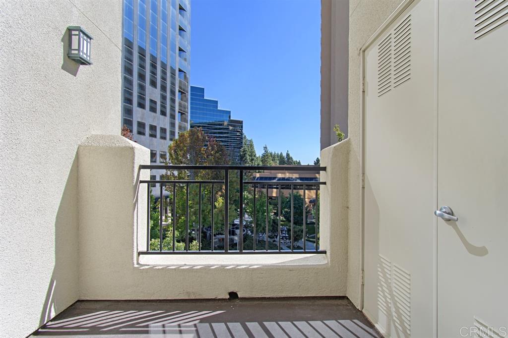 9245 Regents Road, Unit M408 La Jolla, CA 92037 - Photo 19 of 25
