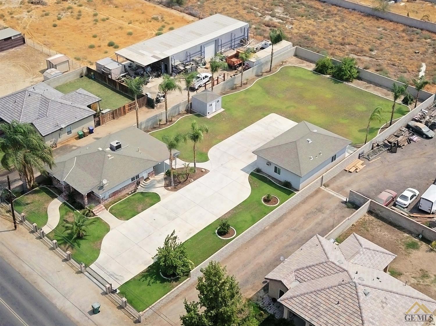 2568 Jenkins Road Bakersfield, CA 93314 - Photo 1 of 38 Gallery Image 1
