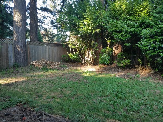 160 Southeast 151st Avenue Portland, OR 97233 - Photo 15 of 15