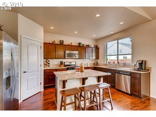 3263 Reed Avenue Woodburn, OR 97071 - Photo 1 of 29 Gallery Image 1