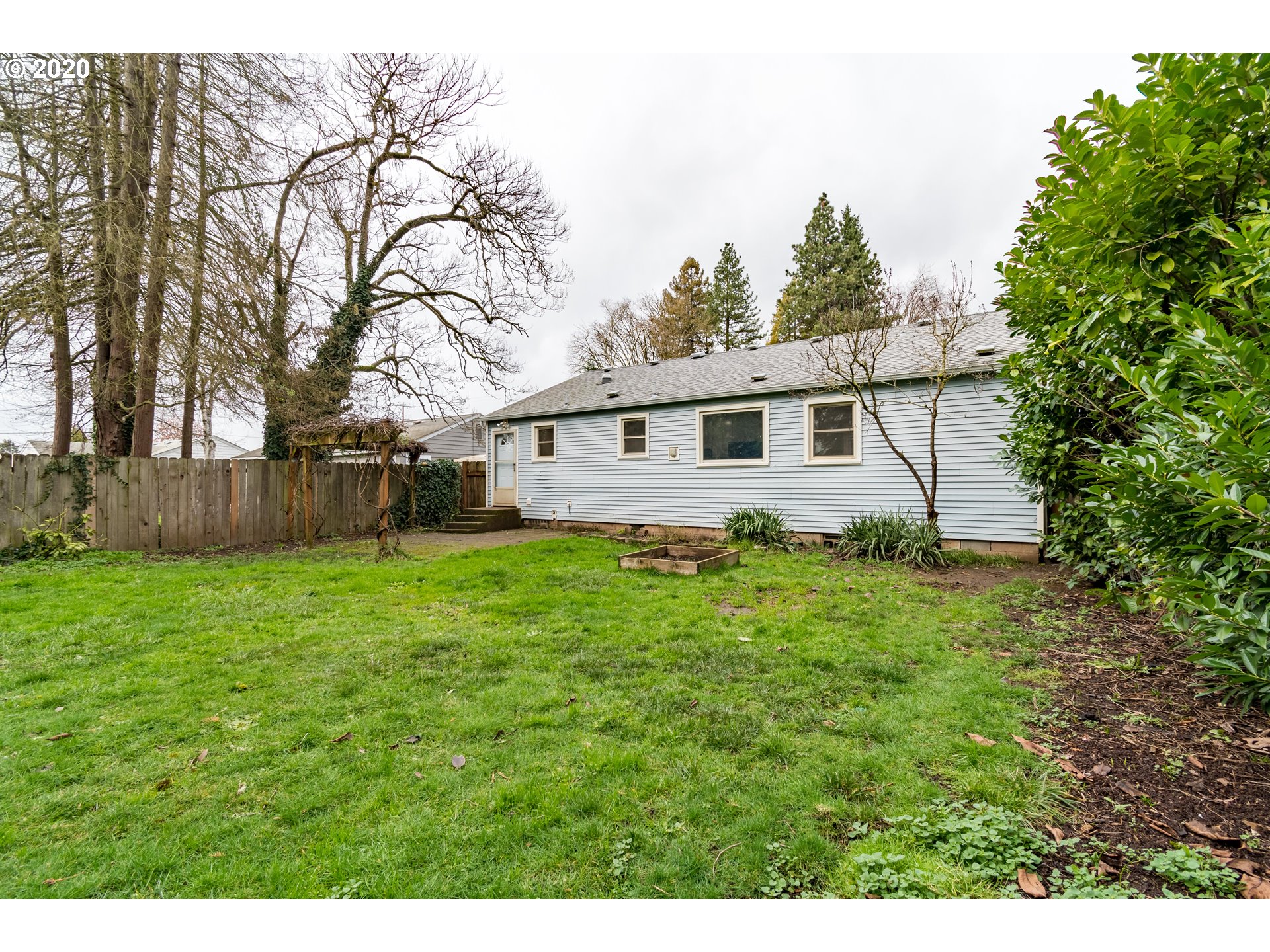 2535 J Street Springfield, OR 97477 - Photo 27 of 32