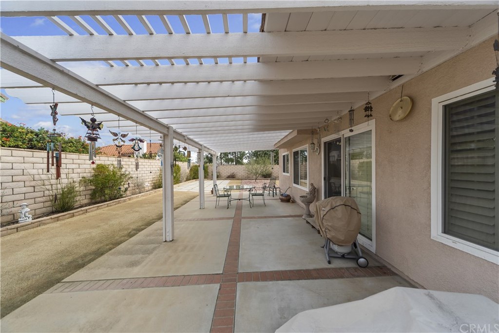 136 Sandpoint Lane Riverside, CA 92506 - Photo 30 of 35