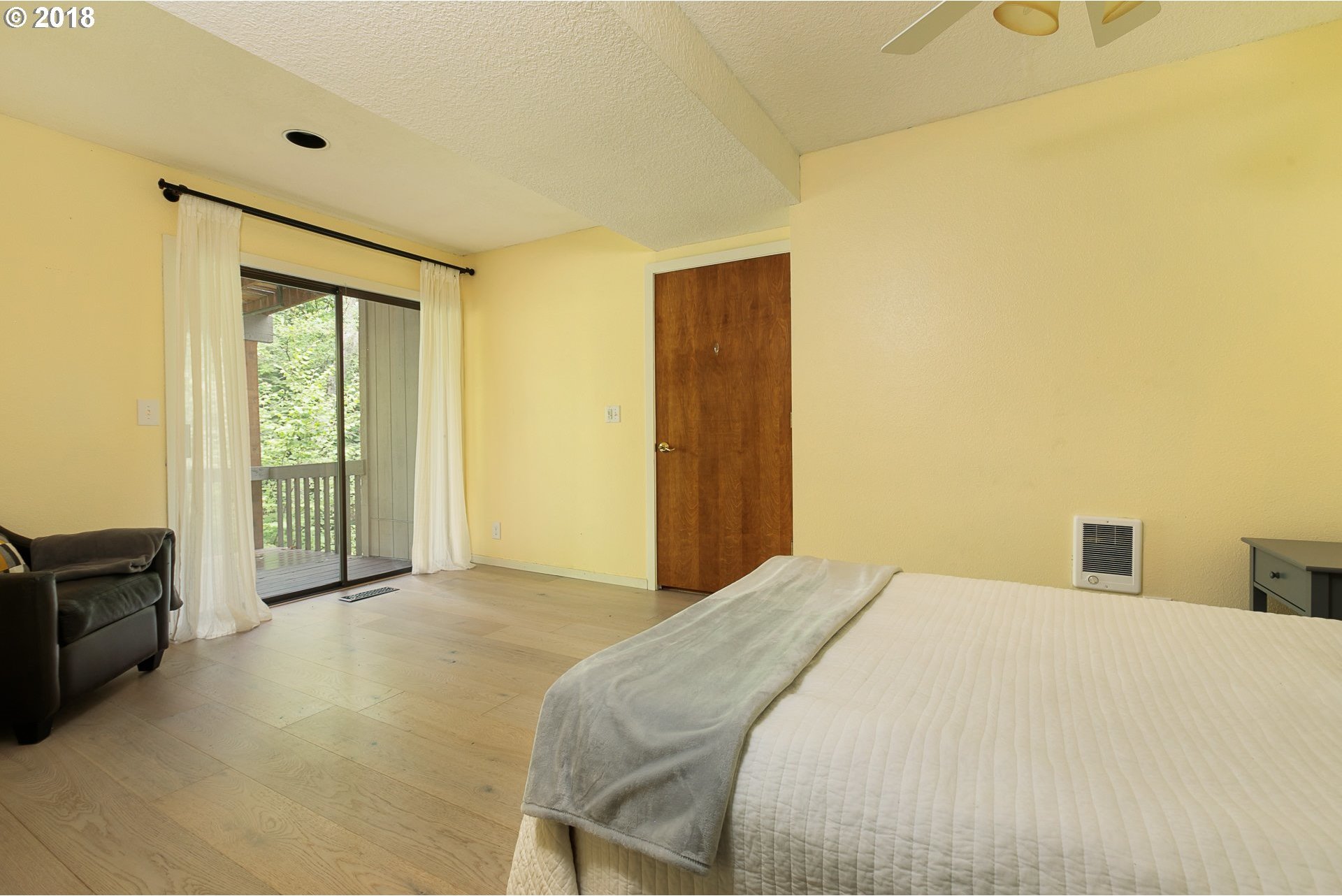 9709 Southwest Quail Post Road Portland, OR 97219 - Photo 14 of 26 Gallery Image 14