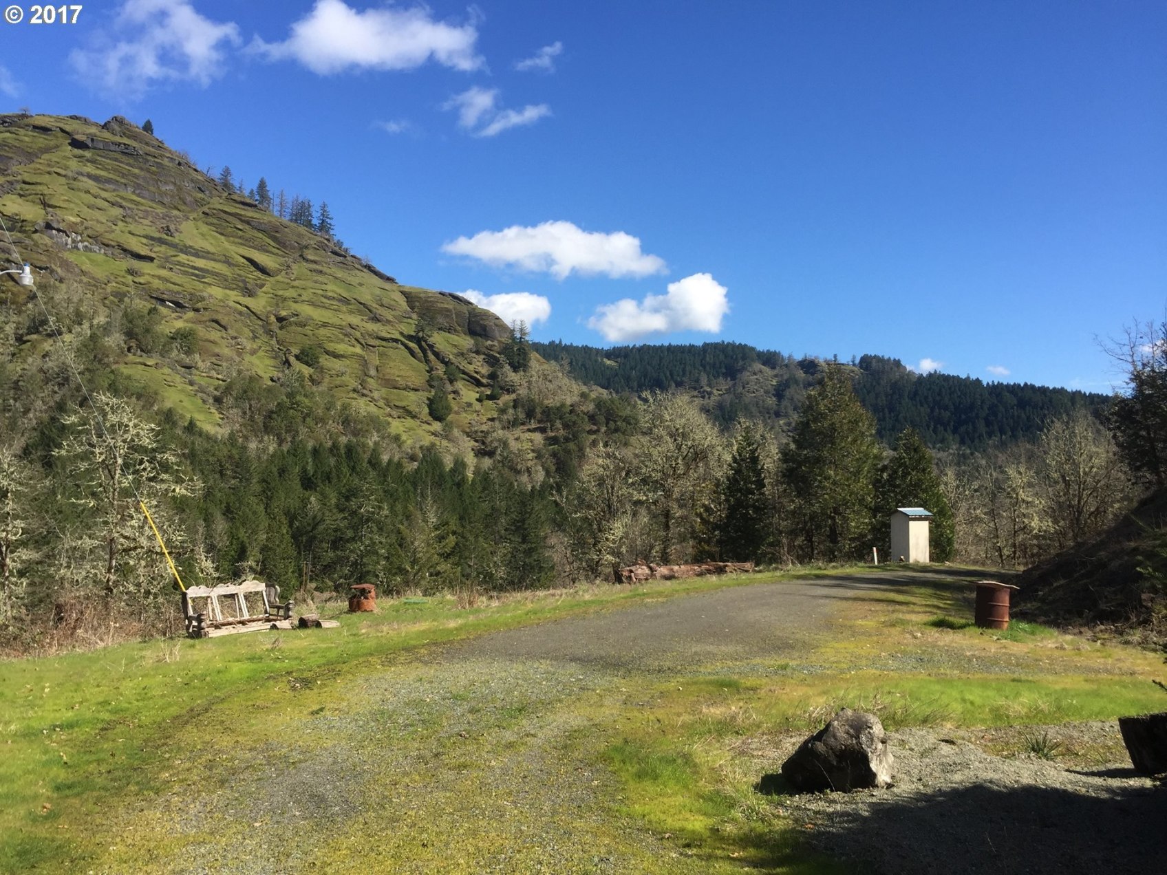 2880 Reston Road Roseburg, OR 97471 - Photo 16 of 28