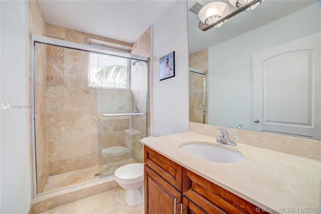 $380,000 | 600 76th Street, Unit 105, Miami Beach, FL 33141