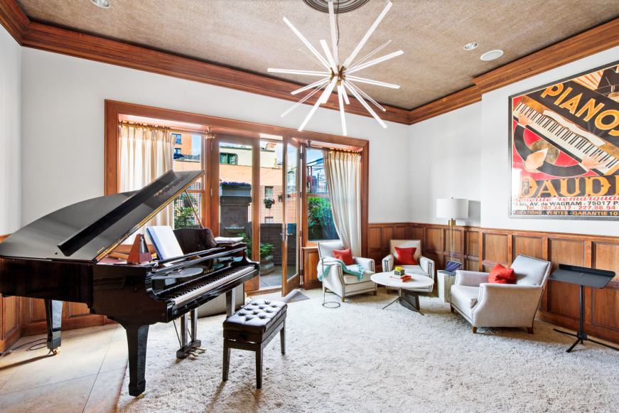 323 West 74th Street, Unit PH Manhattan, NY 10023 - Photo 4 of 20