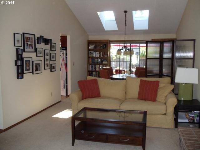 13188 Southwest Chelsea Loop Tigard, OR 97223 - Photo 7 of 10 Gallery Image 7