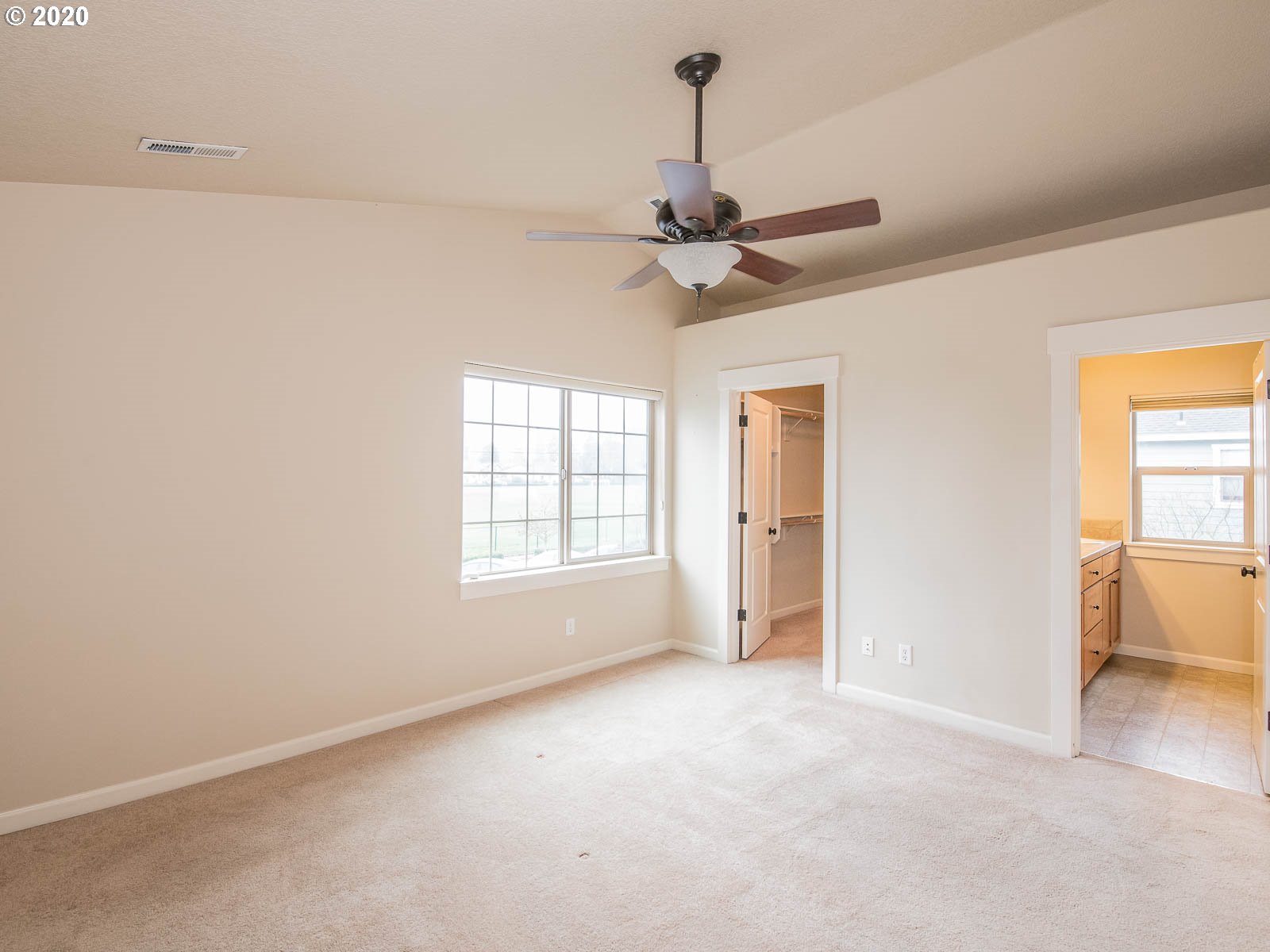705 Northeast Jackson Street Hillsboro, OR 97124 - Photo 15 of 28