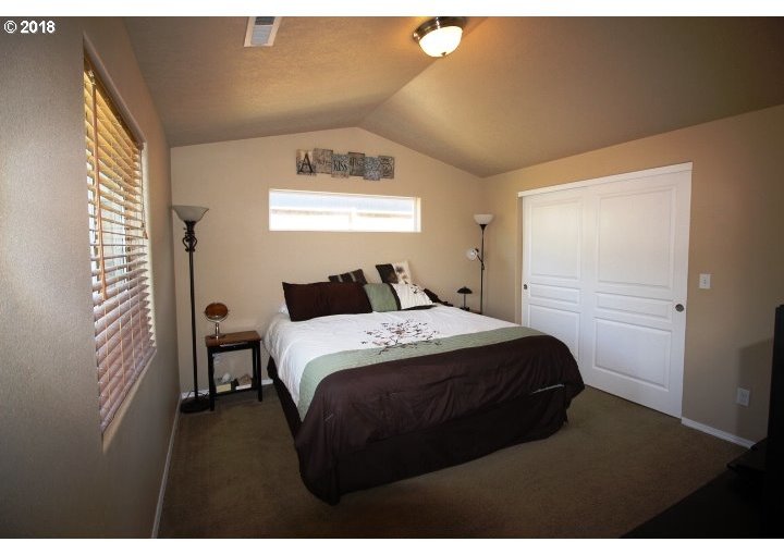 4816 Holly Street Springfield, OR 97478 - Photo 17 of 22