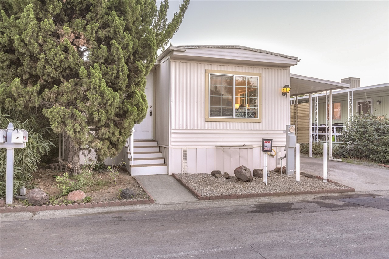 1120 East Mission Road, Unit 2 Fallbrook, CA 92028 - Photo 23 of 25