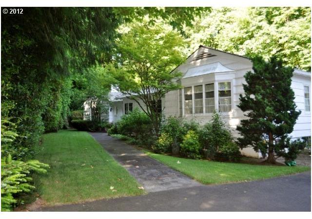 3908 Southwest Scholls Ferry Road Portland, OR 97221 - Photo 1 of 15 Gallery Image 1