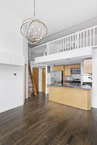 $695,000 | 164 Norman Avenue, Unit 3A | Greenpoint