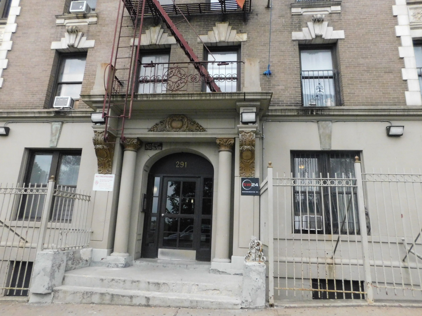 291 Edgecombe Avenue, Unit 2D Manhattan, NY 10031 - Photo 22 of 22