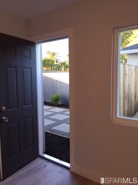 1527 Stuart Street, Unit A Berkeley, CA 94703 - Photo 6 of 34