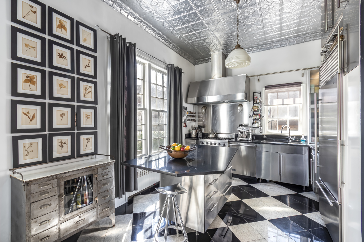 19 Strong Place Brooklyn, NY 11231 - Photo 7 of 12