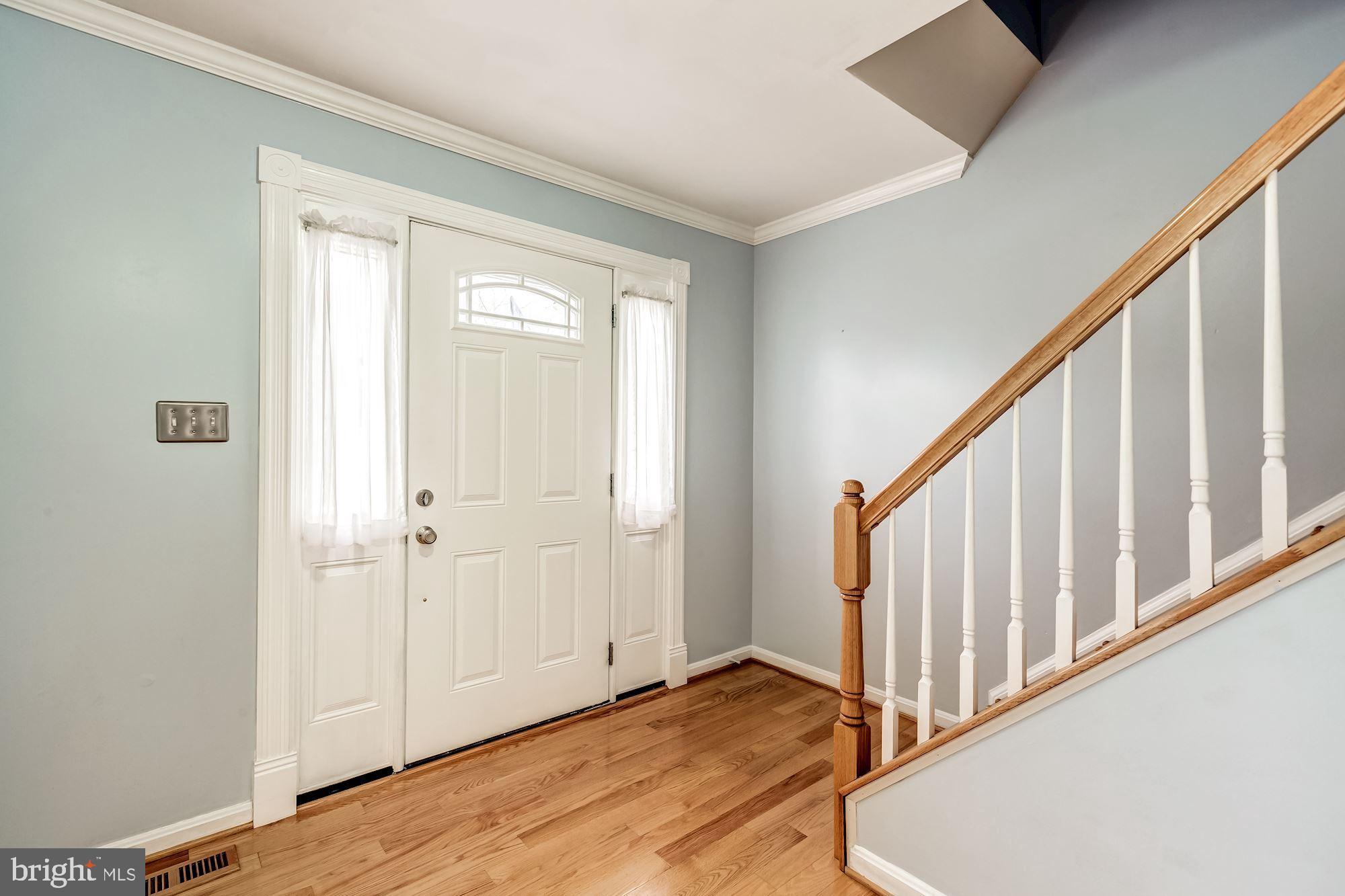 15218 Elk Run Road Chantilly, VA 20151 - Photo 4 of 25