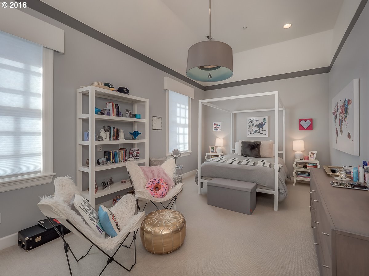 1396 South Military Road Portland, OR 97219 - Photo 26 of 32 Gallery Image 26